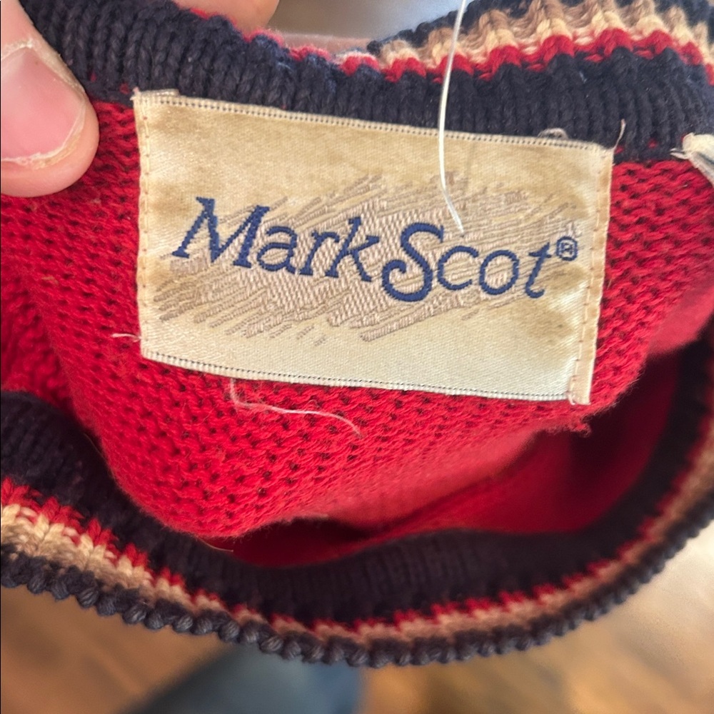 Vintage Knit Sweater - Picture 16 of 16